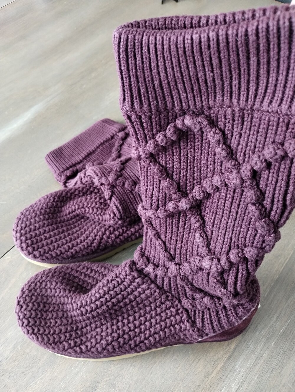 UGG Cardy 5879 Plum Purple Cable Knit Sweater Boots Women's 6 - Picture 2 of 12